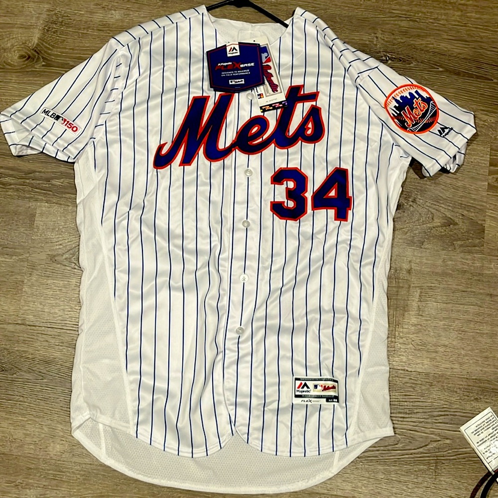 Authentic MLB NY Mets Jersey. Mets patch on sleeve. Syndergaard